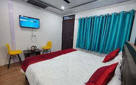 Forest Side Resort